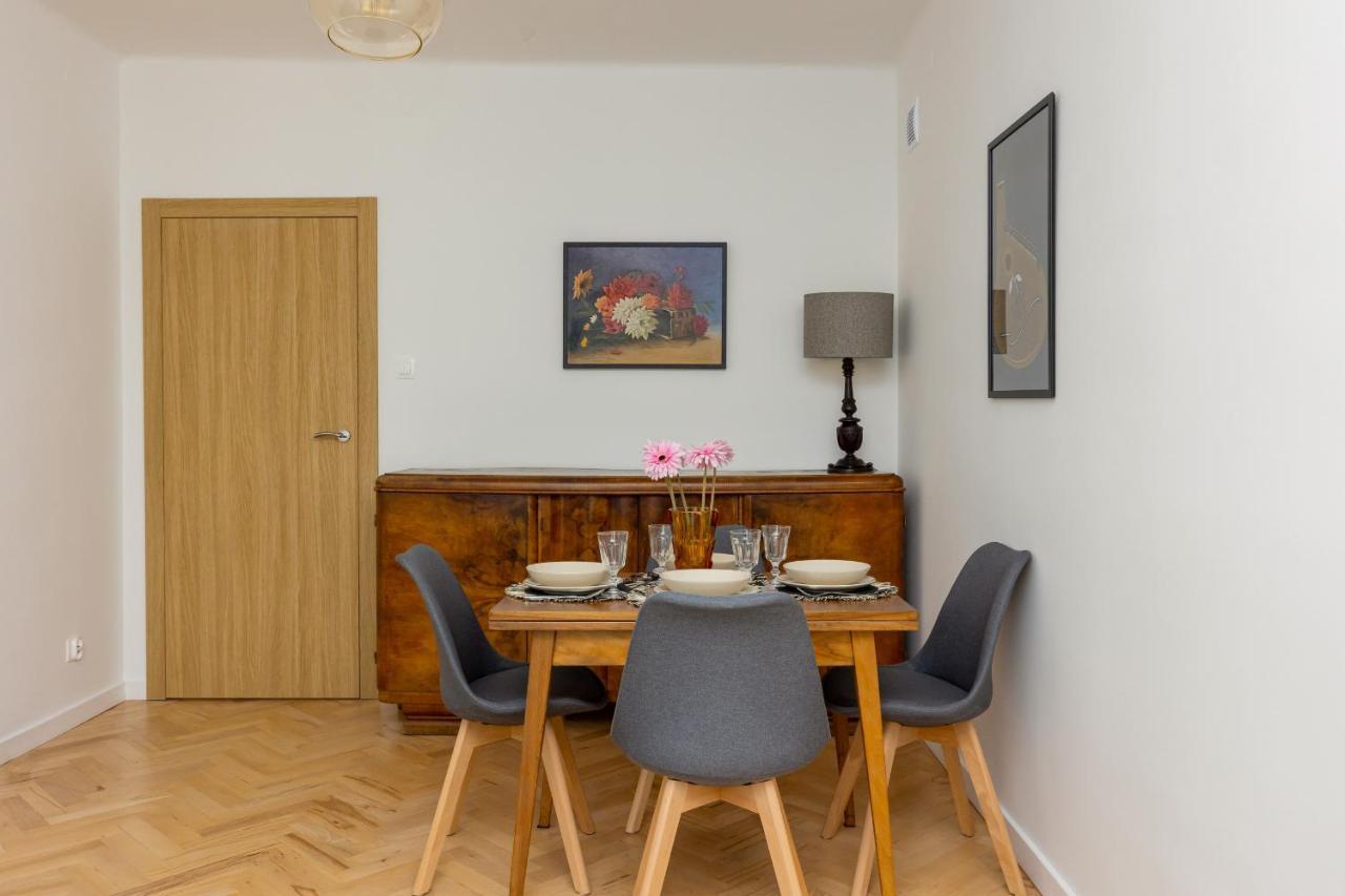 Tasteful Apartment In Warsaw City Center By Noclegi Renters Buitenkant foto