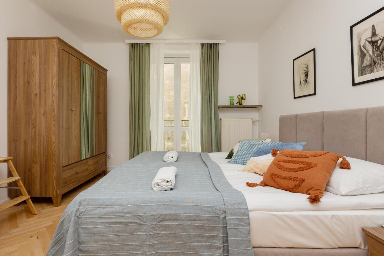 Tasteful Apartment In Warsaw City Center By Noclegi Renters Buitenkant foto